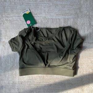 HALARA Double Layer Bra Green Short Sleeve Athletic Crop Top